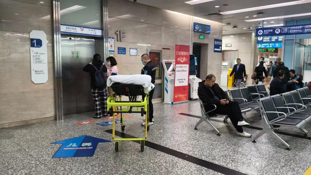 跨越山海的生命护航——佛山民航救护车，让转运更安全