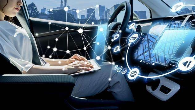 智能驾驶：从辅助系统到出行革命的技术跃迁