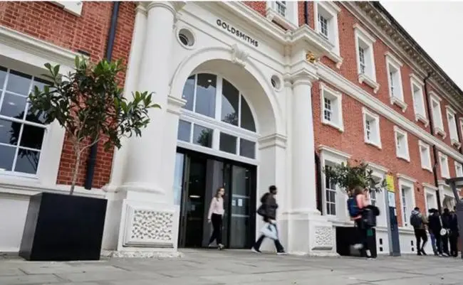 天津女孩遭同校美国男友杀害，案件细节令人发指