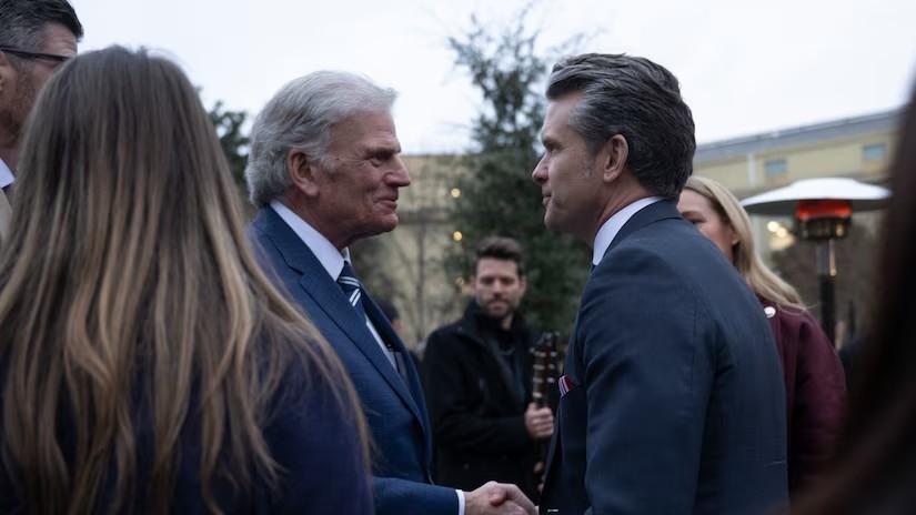 圣诞献礼1776美元！特朗普宣布向145万美军发放“勇士红利”