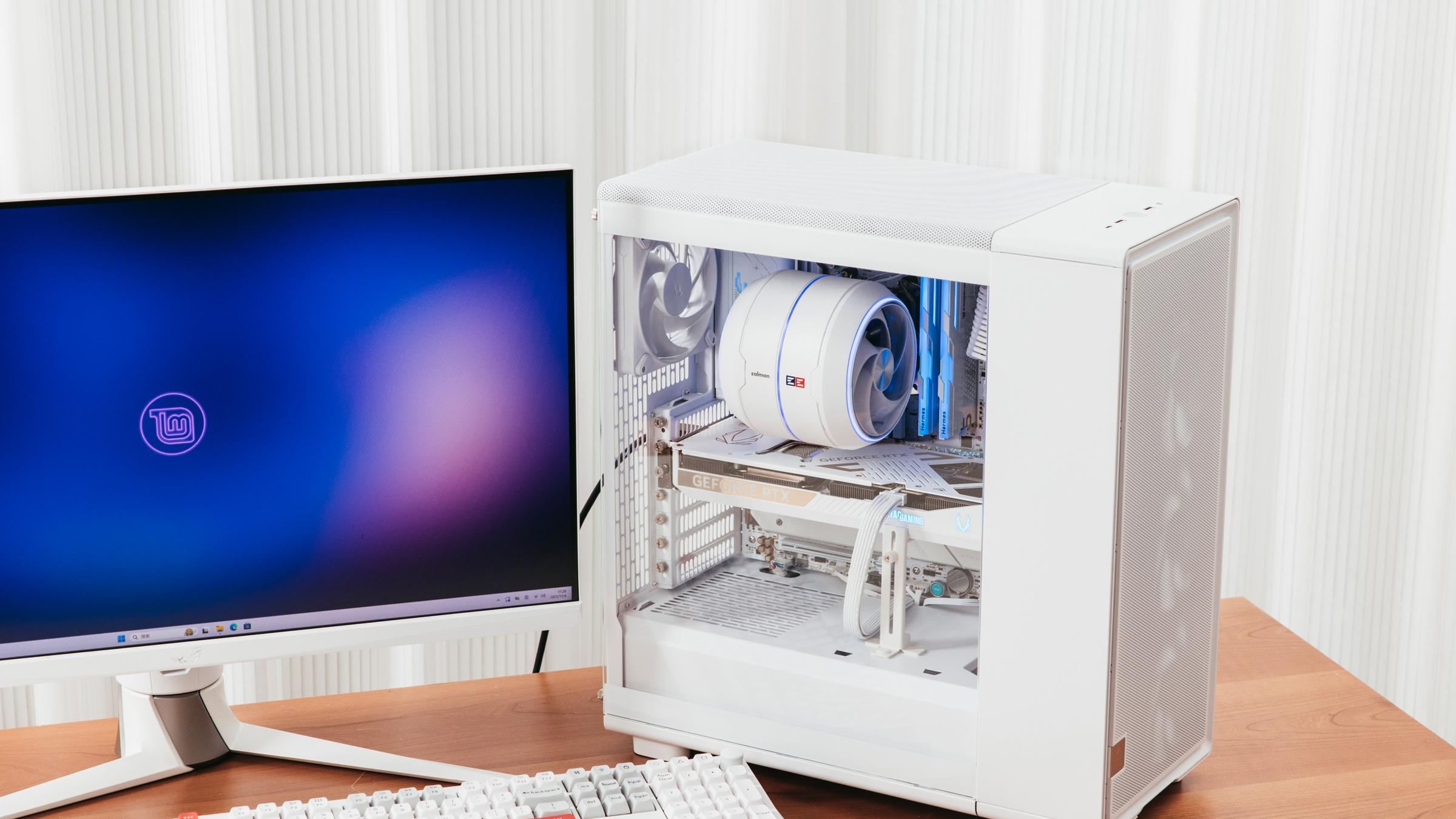 内圆外方，低光纯白质感主机，分形工艺 Epoch装机分享