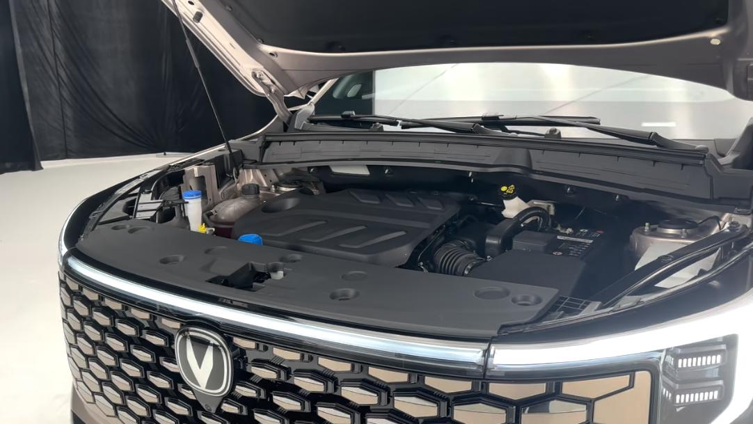 【静鉴大师】第四代CS55PLUS，设计配置均升级要抢锋兰达市场