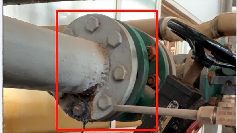 有毒、可燃介质管道不得采用板式平焊法兰（附标准依据）