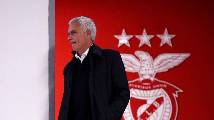 皇马心碎了，穆里尼奥亲口否认二进宫，狂人现在欧洲第三