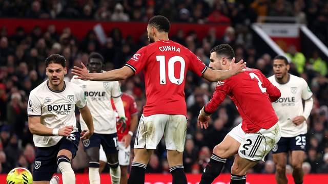 1-1！7500万先生浪费良机，B费92分钟失绝杀，曼联主场翻车