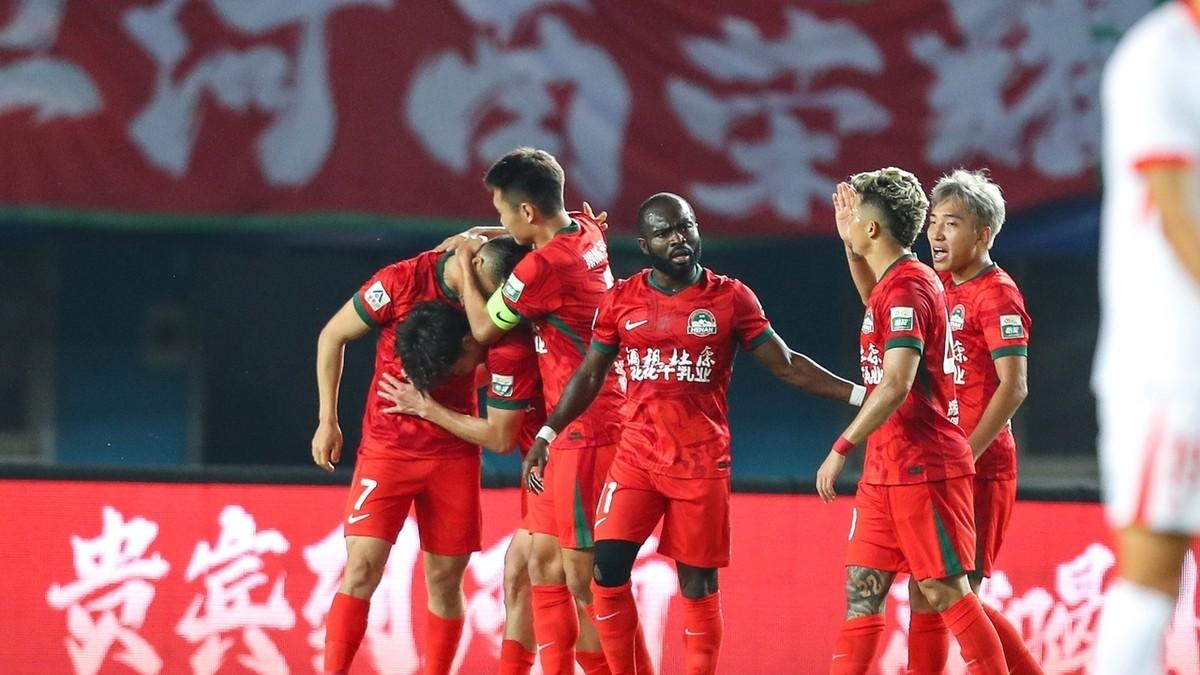 中超焦点战：河南队逆风翻盘？国安主场危机四伏