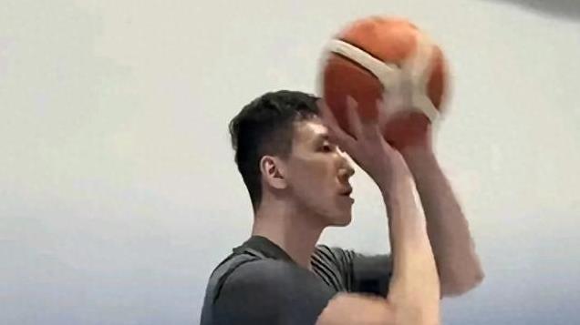 CBA排名太疯狂！广东第3变第8，距离4强差1胜，杜润旺疯狂加练！