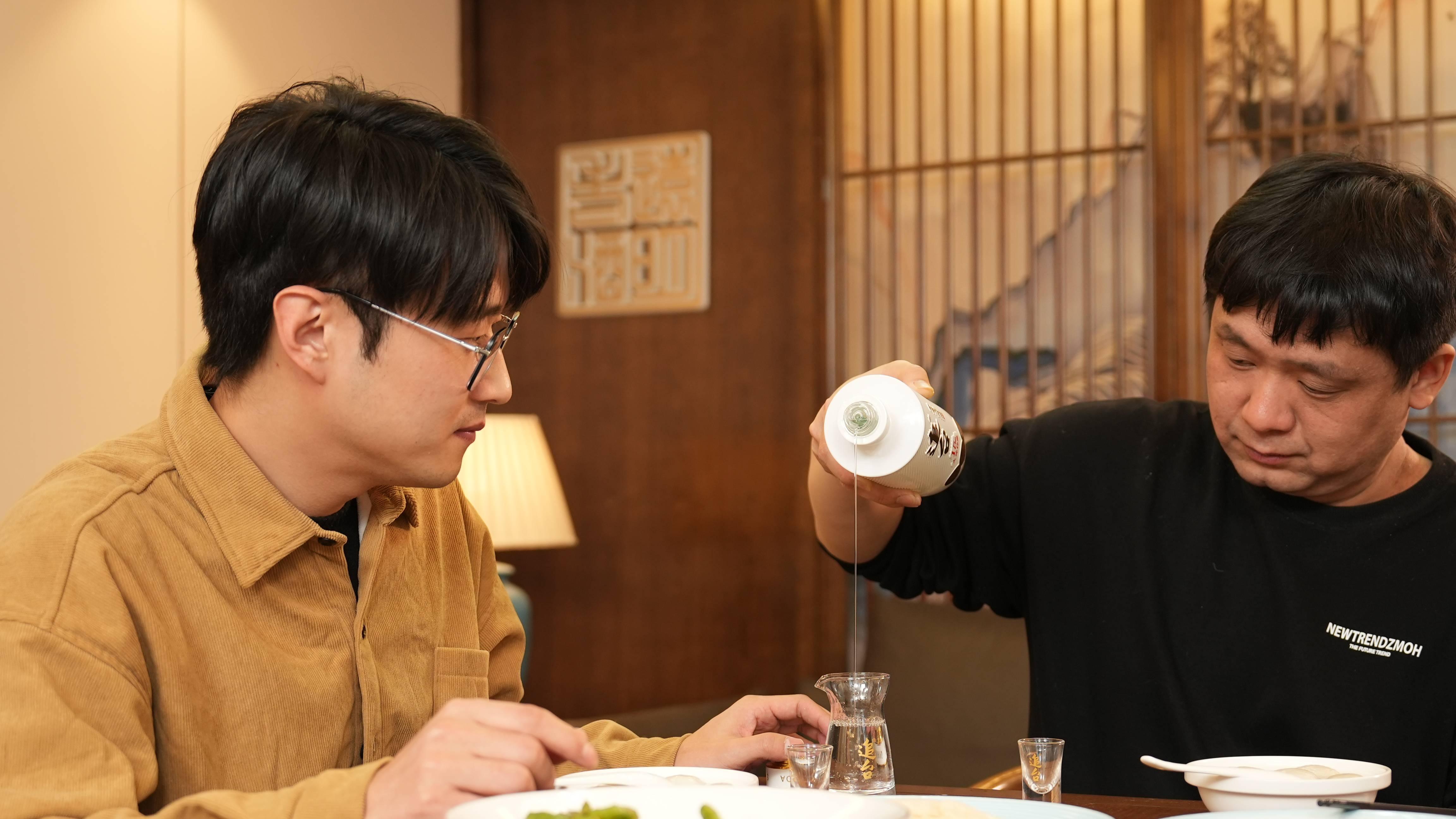 百元酱酒大评测！追台大师酒脱颖而出，性价比之王实至名归