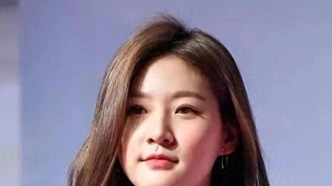 金秀贤陷未成年性侵风暴！金赛纶姨妈曝临终细节，7亿韩元疑云撕裂韩娱