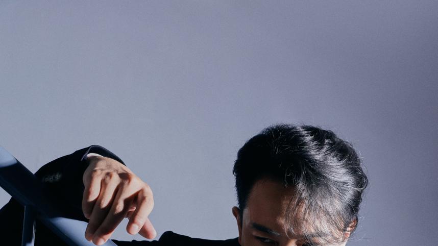 看到富大龙这组图 感觉那个“暴君隋炀帝”又回来了