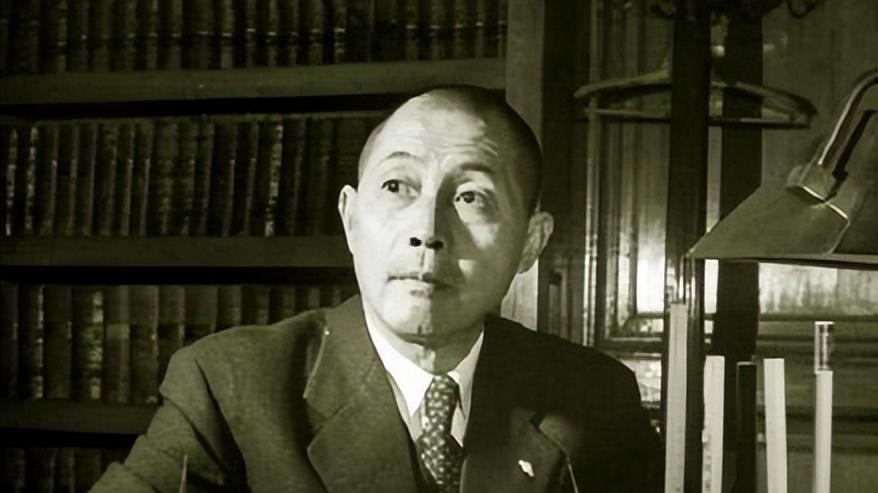 钱大钧故意放走陈赓还送大洋，下属不解，钱：我敢动他一根毫毛吗