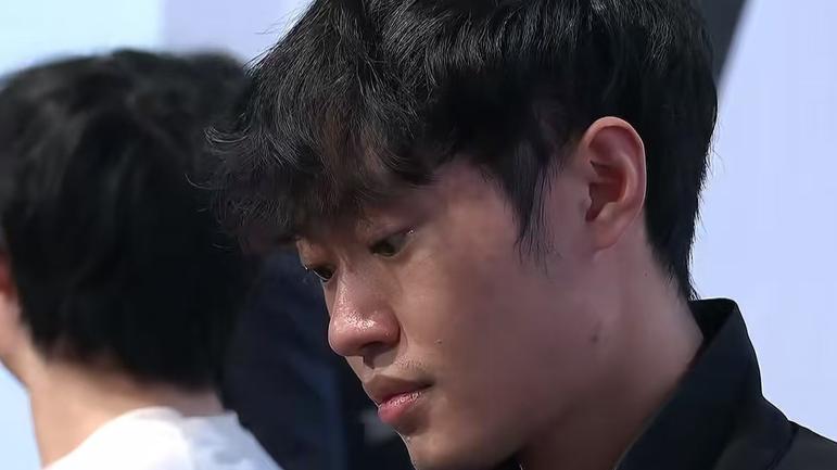 外国网友泼冷水评价BLG：史上最强阵容，但成绩会更低