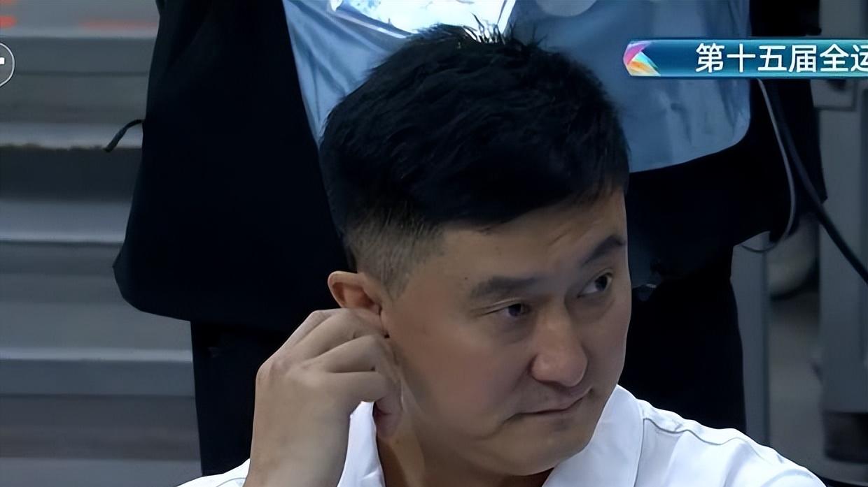 小组第一！广东大胜浙江，6人发挥出色，2人平庸，4人中规中矩