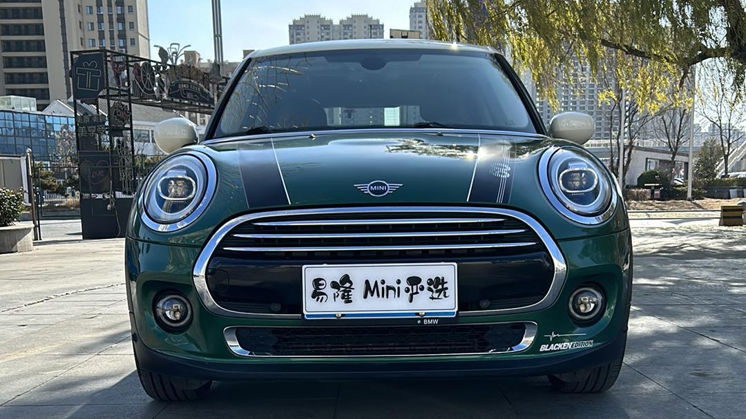 MINI COOPER60周年纪念版：复古绿+7.8秒破百，致敬经典的不二之选