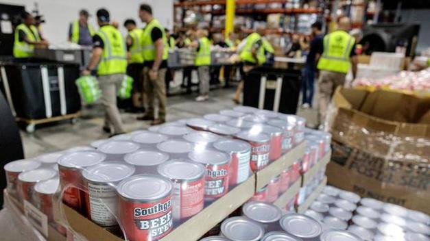 假奶粉“横行全国”，谁在为罪恶“开绿灯”？