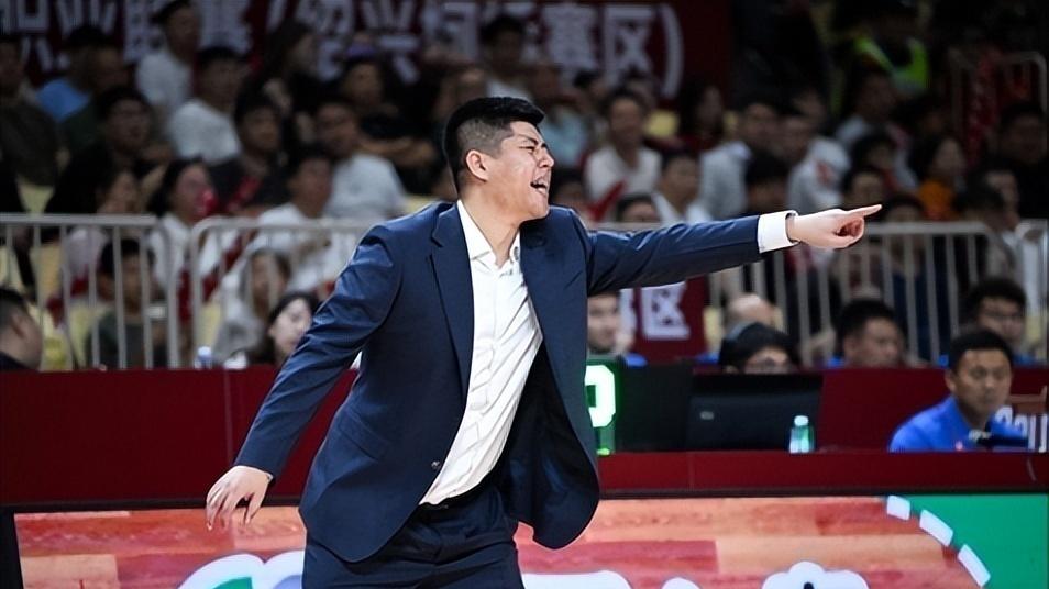 正式回归！山西男篮大手笔，超级外援重返CBA，少帅全力冲击四强