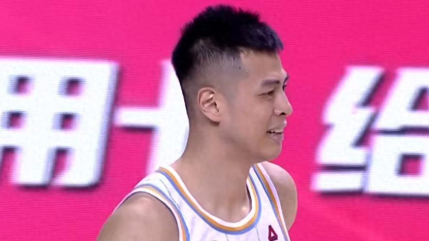北京男篮惊险制胜，季后赛席位，悬念难解？