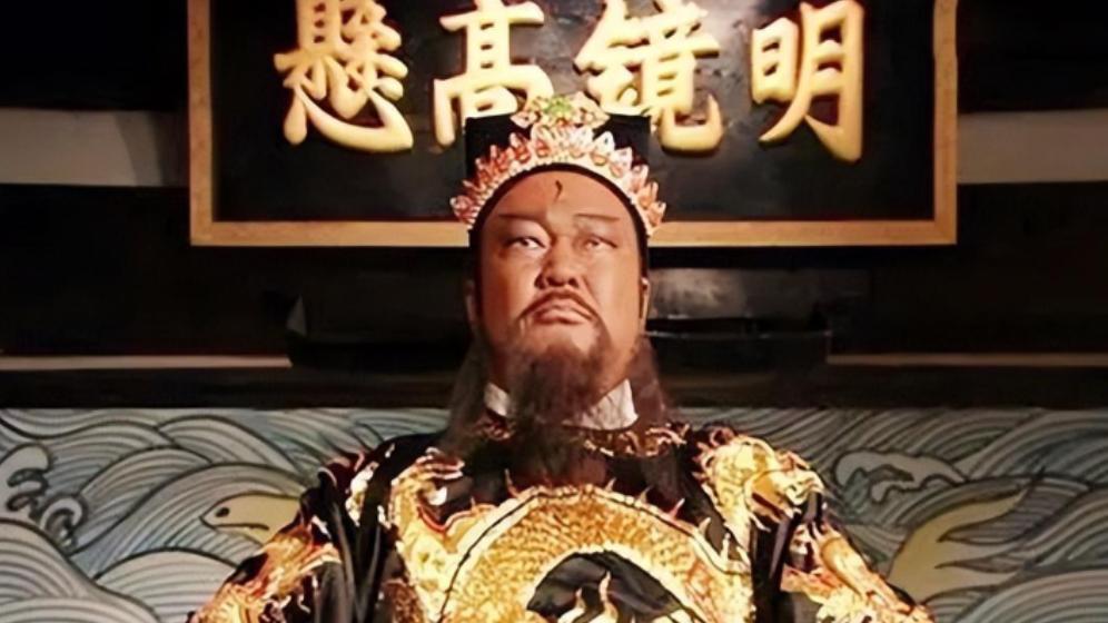 包拯死后，为何展昭一夜之间就消失了？看包拯临终前说了什么