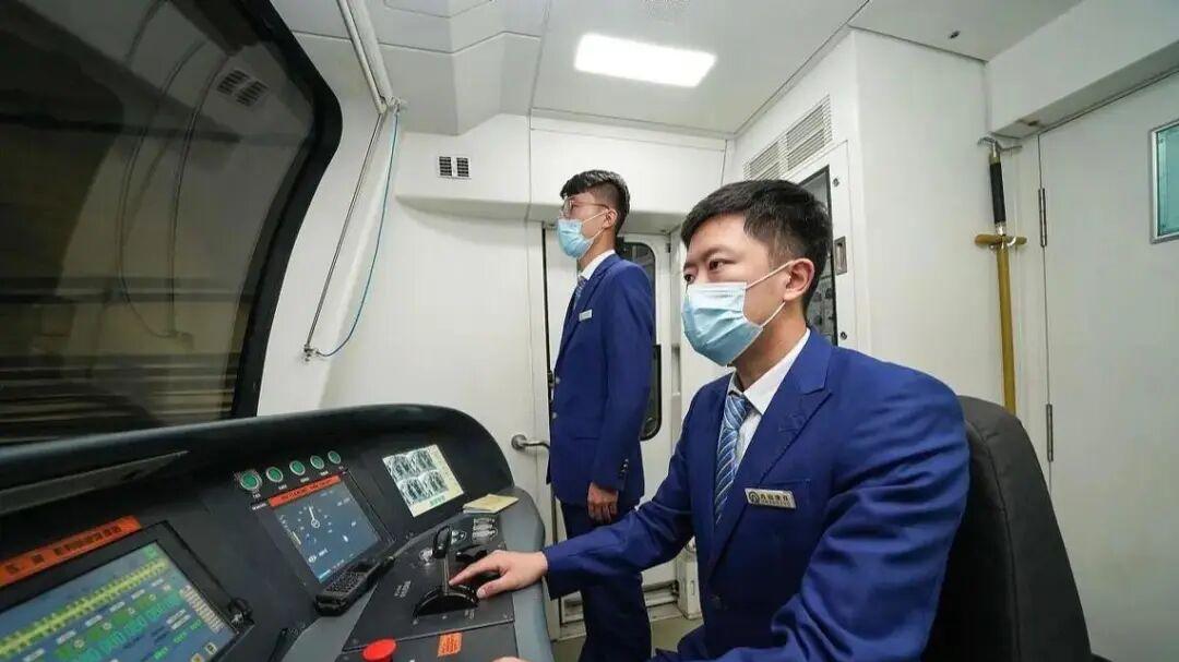 本科生“回炉”上技校成风潮：拥有一技之长，真香！
