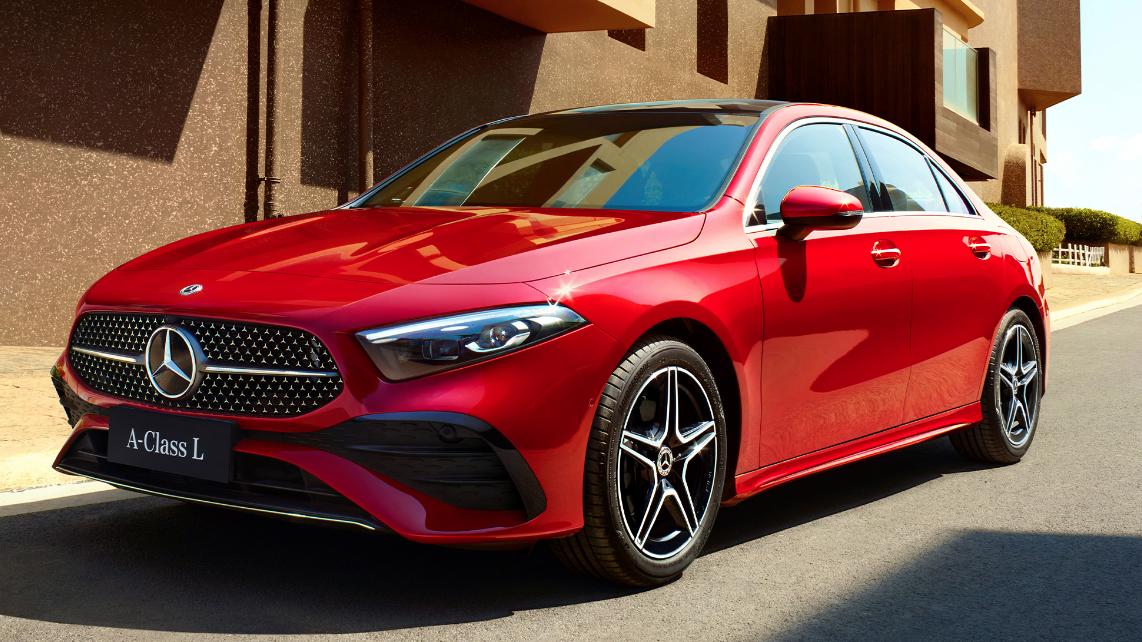 奔驰加长轿跑！奢华内饰，全系7个挡，连智驾都是标配，15万级