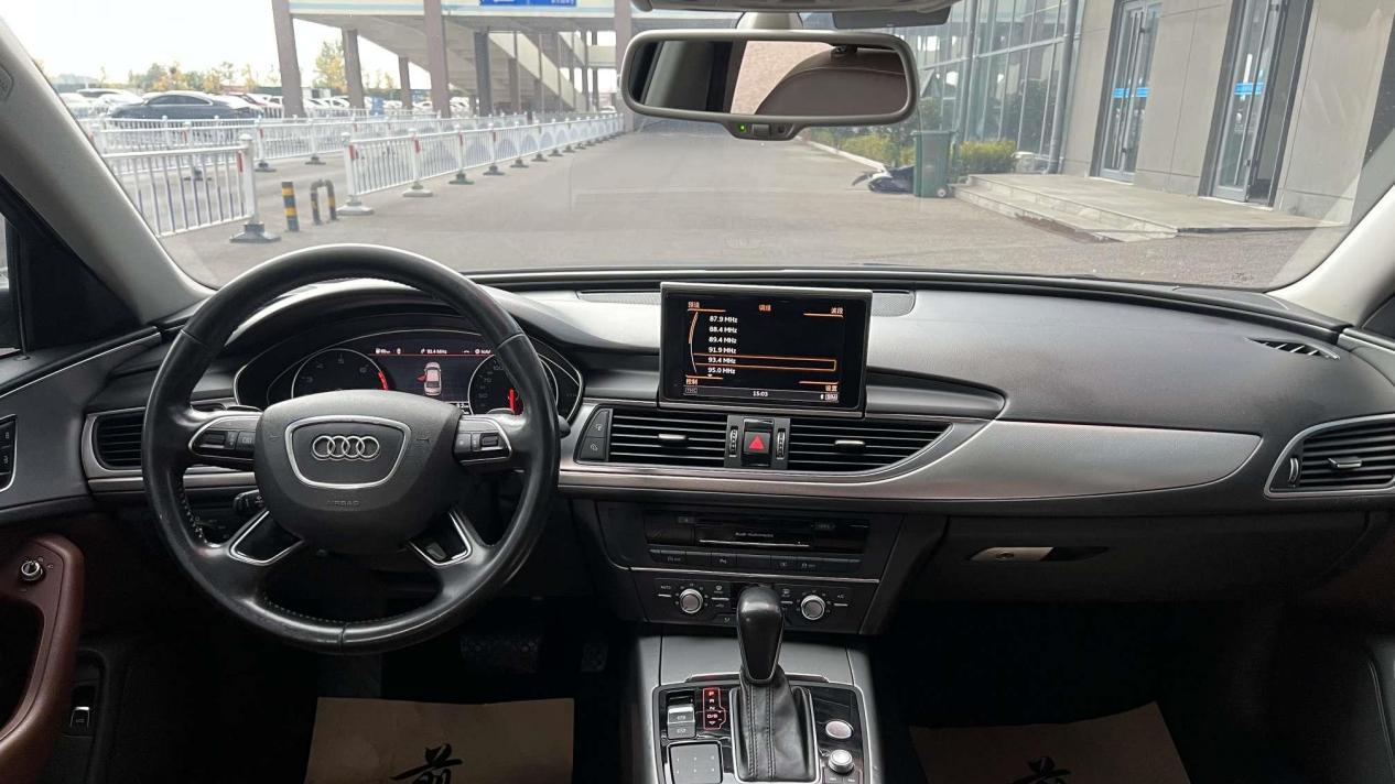 12万预算想入手豪华C级车？这台2017款奥迪A6L值得一看！