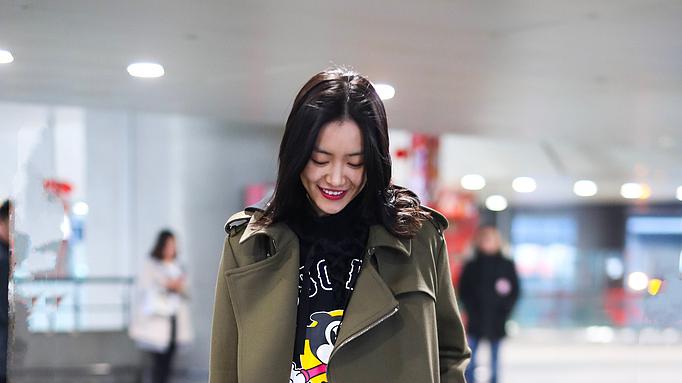 刘雯倡导可持续时尚的环保行动