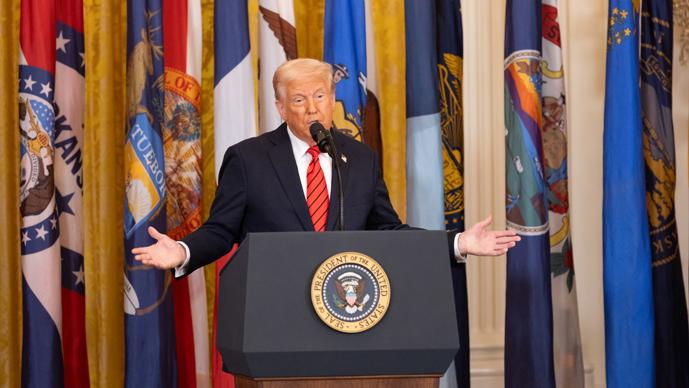 对中国战争计划泄密？特朗普否认与中国开战后，美防部开始查内鬼