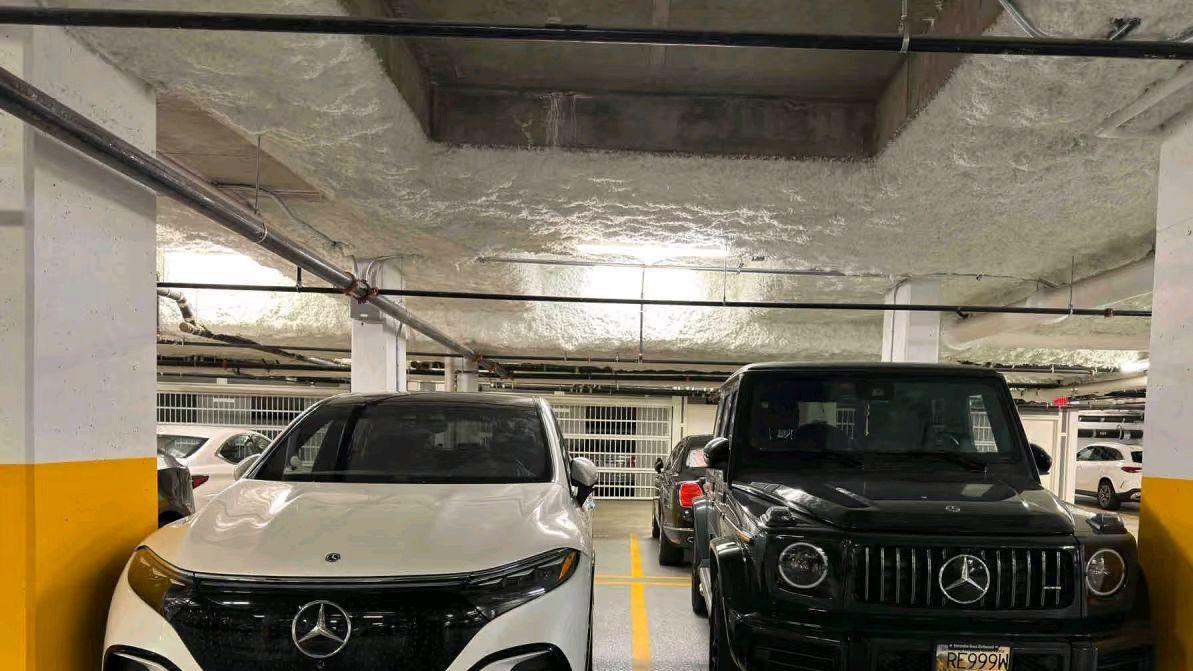 豪车税收取门槛骤降！从130万降到90万，富人买车再出血！