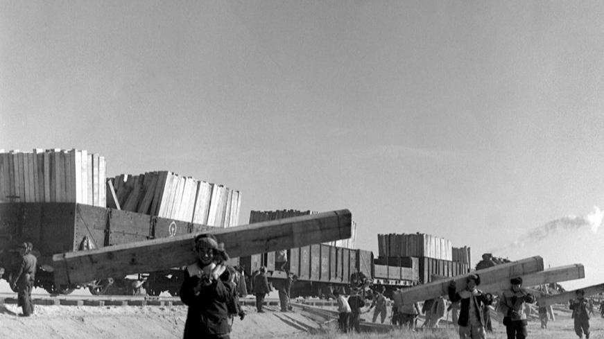 鲜为人知的功绩：这个差点被“性病灭绝”的民族！被新成立的中国挽救了