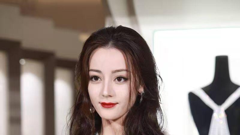 迪丽热巴申请限消邓氏阿嬷手作，维权之路引关注