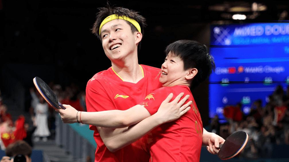 划时代！国乒打响切割饭圈第一枪，王楚钦打头阵，刘国梁断臂求生