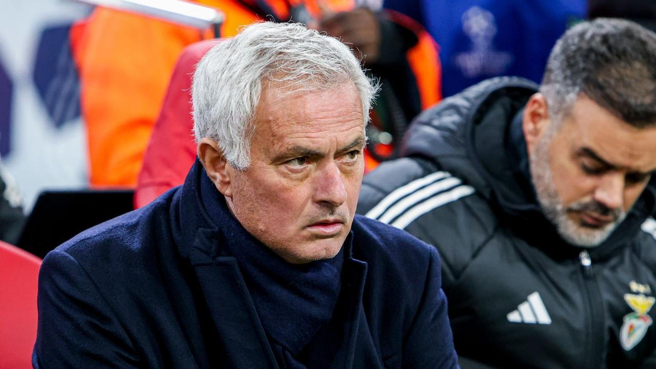 阿隆索下课只待官宣！穆里尼奥否认回归，球迷心碎，谁能救皇马？