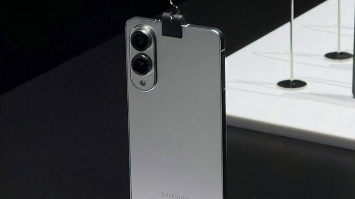 昆仑耀华M70规格曝光 昆仑耀华M60为新机让路沦为百元机