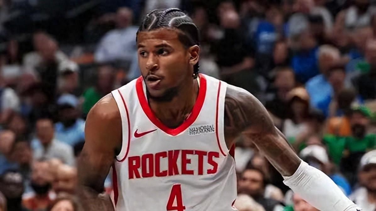 格林26+7迎8连胜！火箭三塔奇阵太强，申京22+12，范乔丹打没顶薪