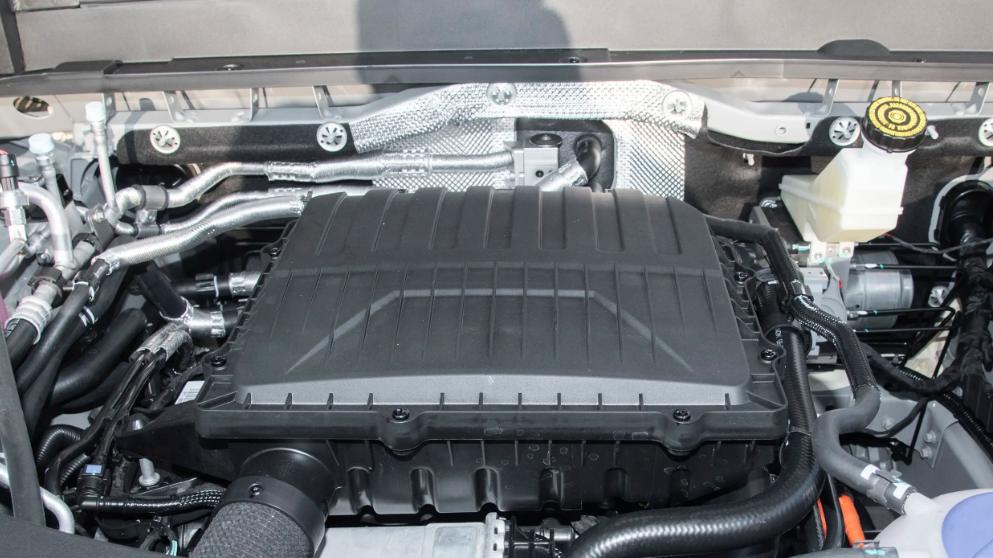 配1.5T增程动力，可选后驱/四驱，风云X3L适合年轻人？