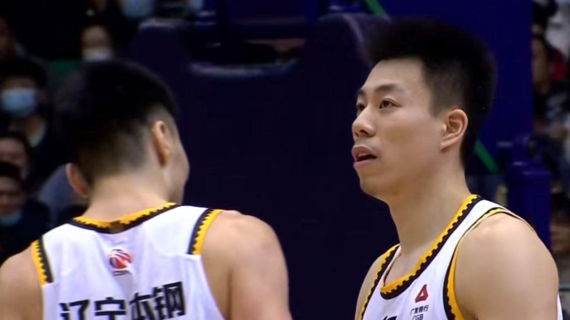 张镇麟离队，韩德君退役，如今，谁是辽宁队的头牌球员？