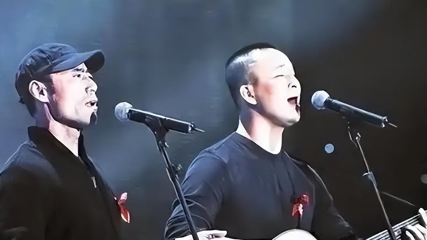 旭日阳刚出道14年后，现在一个开着奥迪，一个却只能回家务农