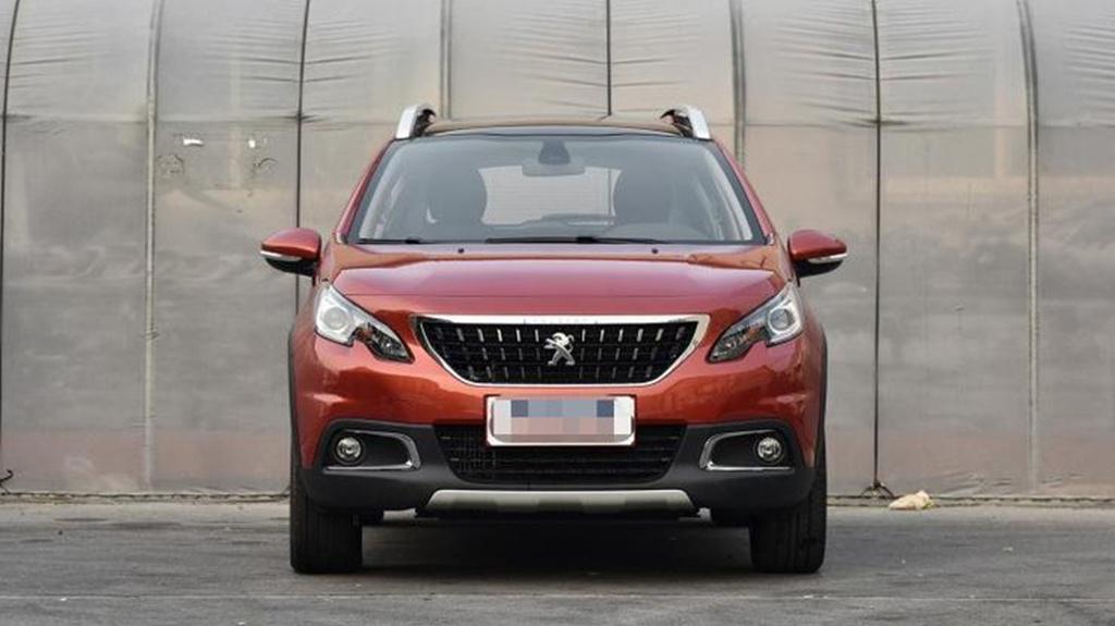 标致2008推混动版本，综合续航900公里，快充接口布局优化