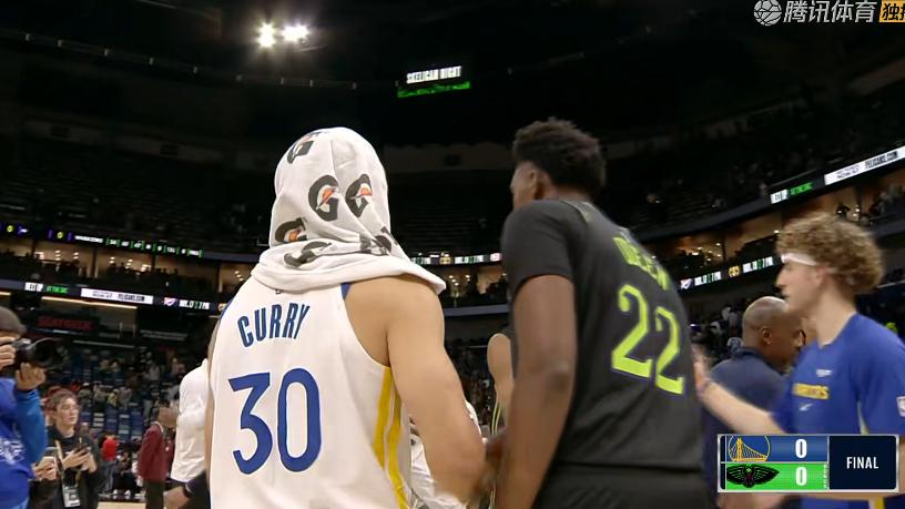 18分大胜！穆迪32+4+8记三分，赛后鲁尼走过去，一把抱住科尔