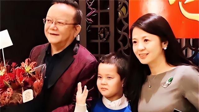 事实证明，被传移民美国的王刚，已经走上了另一条大道！