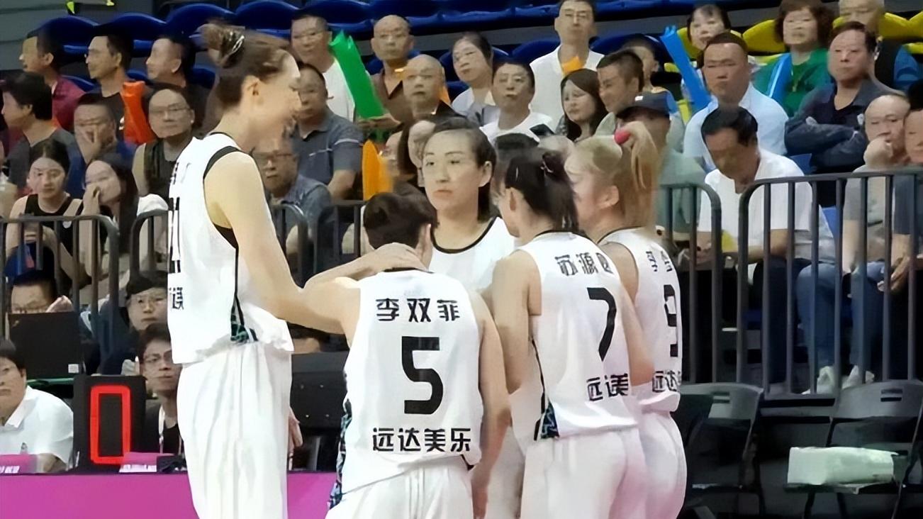 李梦16+8韩旭19分，四川女篮31分大胜武汉，卫冕冠军强势启航