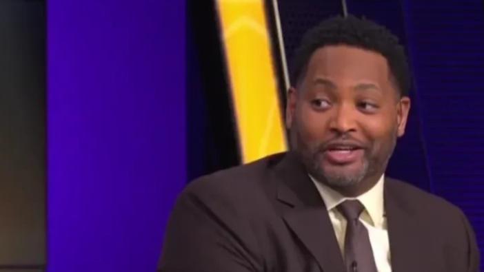 一场比赛将湖人内部巨大问题摆在桌面，这个问题不解决夺冠别想了