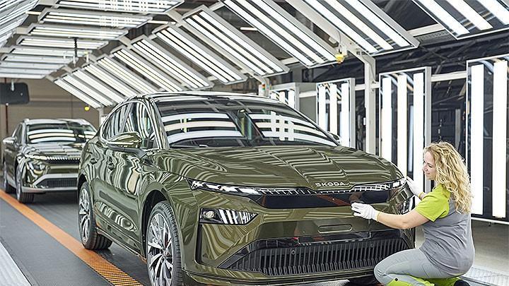 静静悄悄 厦门靓车港特斯拉model Y汽车隔音改装大白鲨