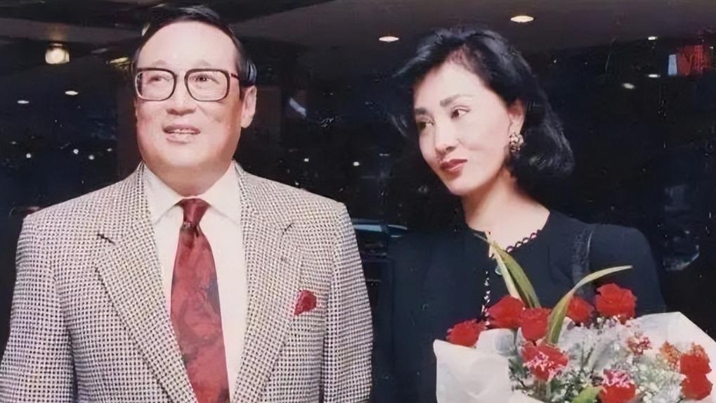何莉莉豪门宫斗四十年，70亿遗产背后的血色玫瑰