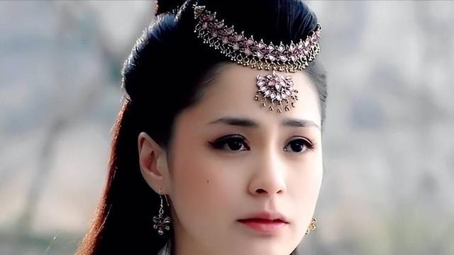 无滤镜太毁女神，张柏芝膀大腰圆，陈慧琳像张飞，张含韵胖成企鹅