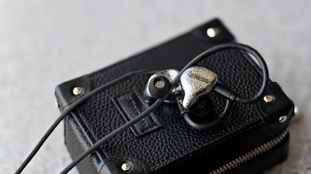 积累突破后绽放出的清透唯美——丽弦GENESIS G318S动圈耳塞