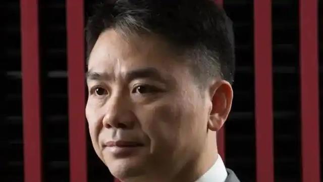 刘强东：43岁的妹妹生三胎离世，他为没保护好妹妹至今心痛