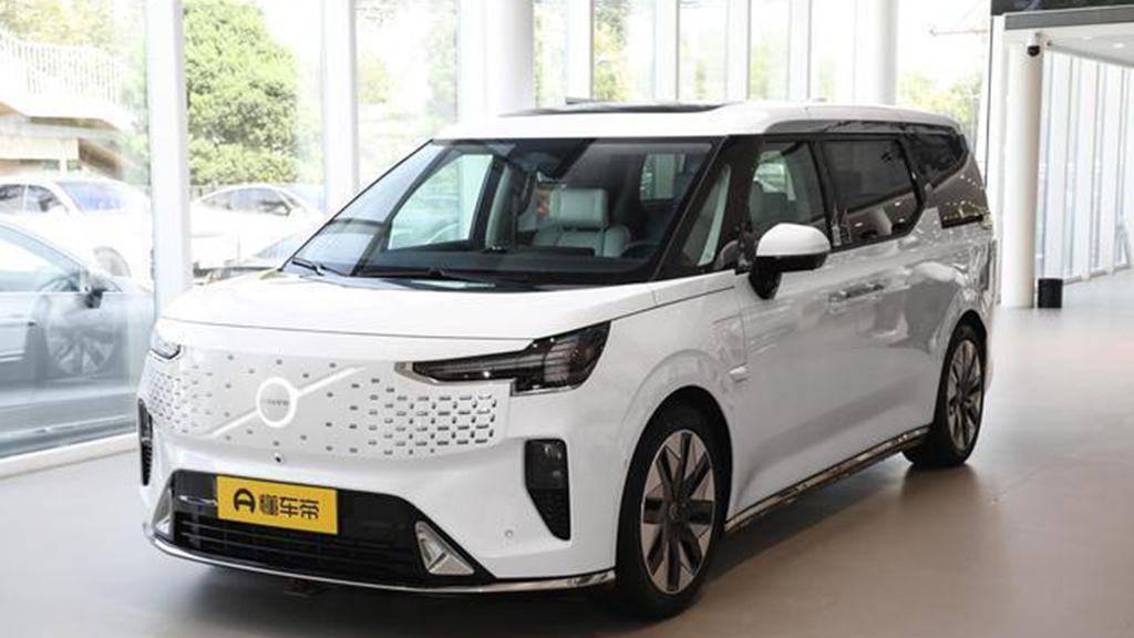 新车  全新逍遥架构开发，可选纯电插混动力，别克新MPV世家发布