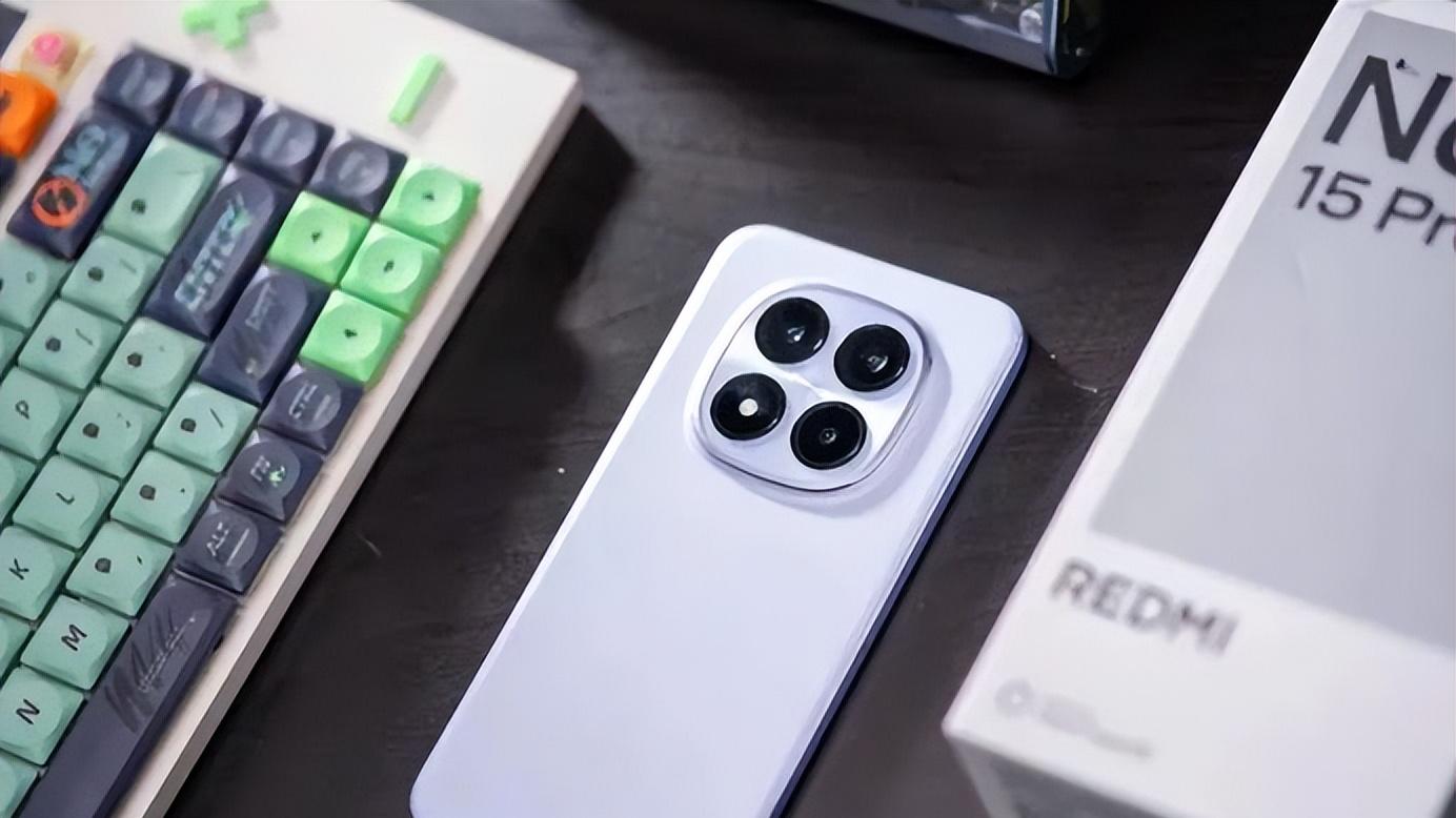千元机“全能王”！Redmi Note 15 Pro性能续航全拉满，7000mAh+IP68