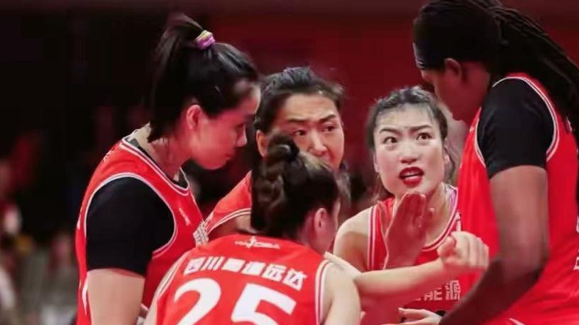 四川女篮无缘WCBA三连冠，李梦低迷、韩旭伤退，输球真因何在？